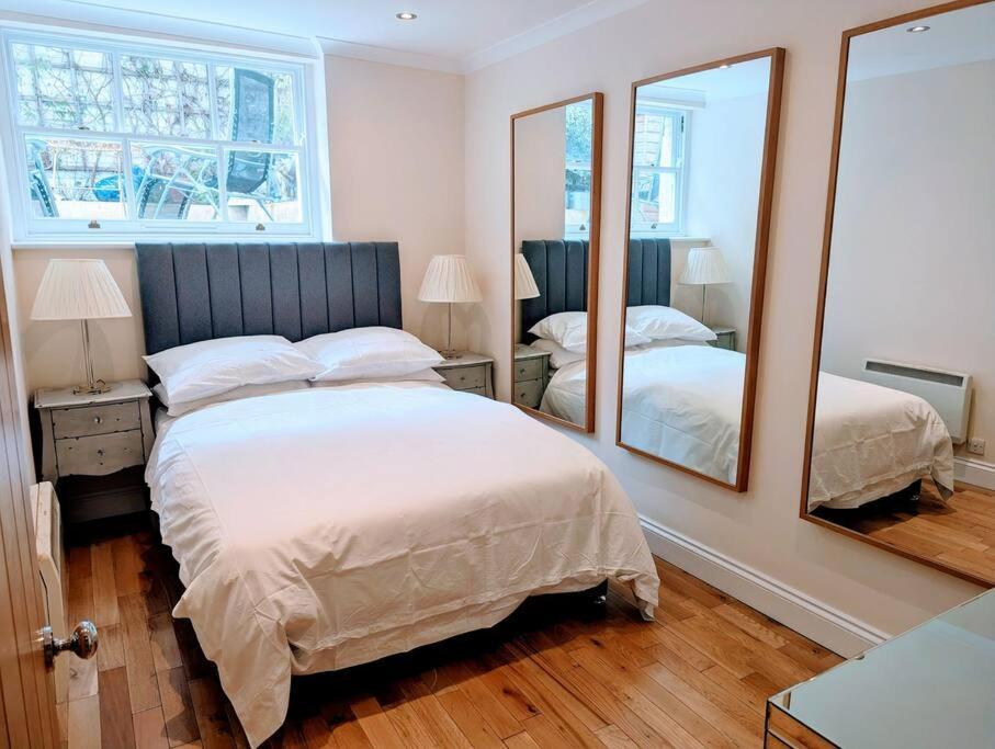 Traditional Georgian In Londra