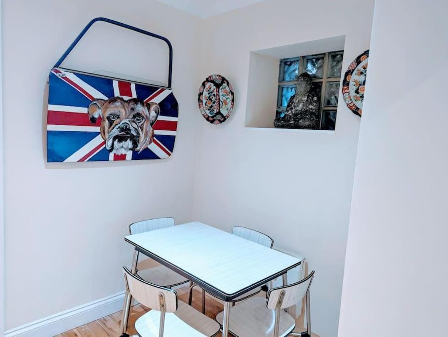 Apartment Traditional Georgian In London